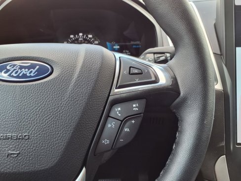Used 2024 Ford Edge SEL w/ Convenience Package image 19