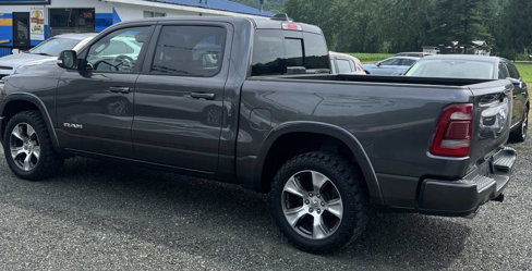 Used 2019 RAM 1500 Laramie w/ Sport Appearance Package image 7