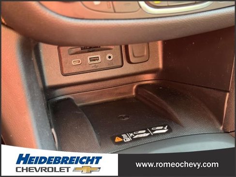 Used 2021 Chevrolet Equinox Premier w/ LPO, Floor Liner Package image 30