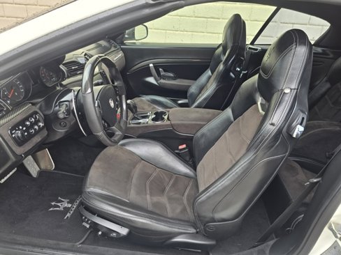 Used 2013 Maserati GranTurismo Sport image 23