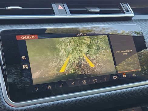 Used 2018 Land Rover Range Rover Velar R-Dynamic SE image 7