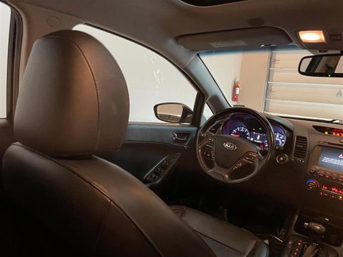 Used 2015 Kia Forte EX w/ EX Premium Package image 45