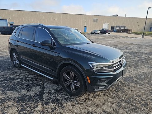 Used 2019 Volkswagen Tiguan SEL Premium image 7