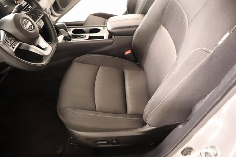 Used 2024 Nissan Altima 2.5 SV image 10