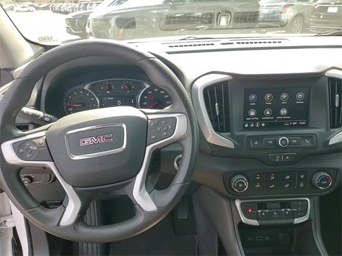 Certified 2024 GMC Terrain SLE image 22