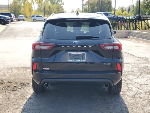 Used 2023 Ford Escape ST-Line w/ Tech Pack #1 image 5