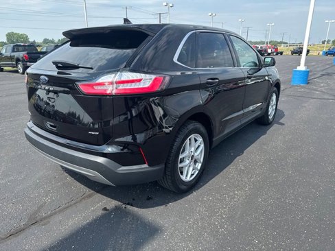 Used 2023 Ford Edge SEL image 5