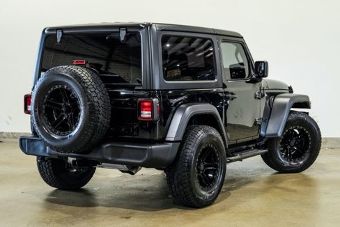 Used 2023 Jeep Wrangler Sport image 23