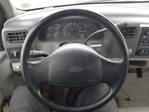 Used 1999 Ford F350 XL image 11