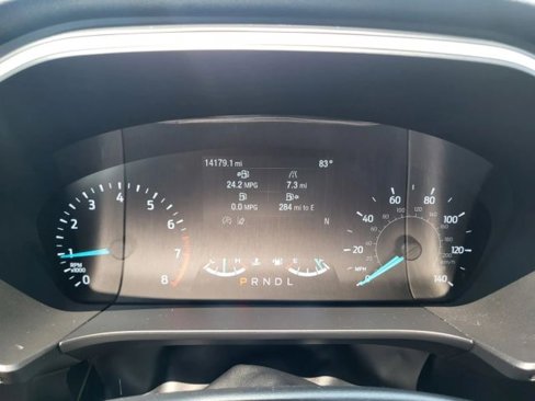 Used 2021 Ford Escape SE w/ Cold Weather Package image 9