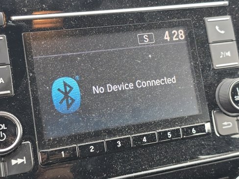 Used 2019 Honda CR-V LX image 3