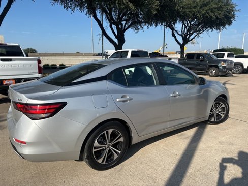 Used 2022 Nissan Sentra SV image 5