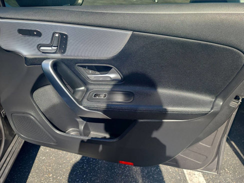 Used 2020 Mercedes-Benz A 220 image 36