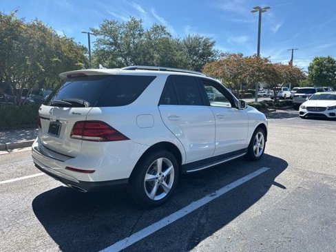 Certified 2017 Mercedes-Benz GLE 350 4MATIC image 7