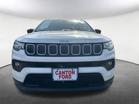 Used 2022 Jeep Compass Latitude image 8