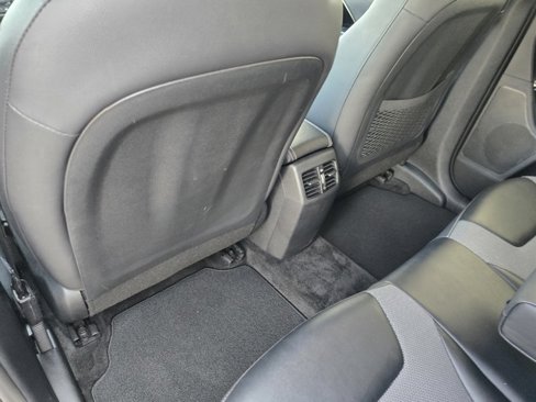 Used 2022 Kia Niro EX image 37