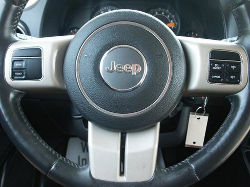 Used 2016 Jeep Patriot 75th Anniversary w/ Power Value Group image 9