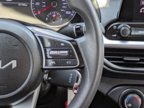 Certified 2024 Kia Forte LXS w/ LXS Technology Package image 21