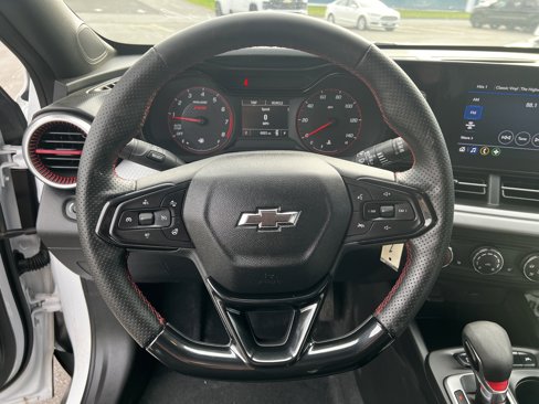 Used 2024 Chevrolet Trax RS image 13