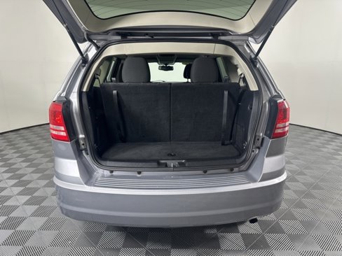 Used 2017 Dodge Journey SE w/ Flexible Seating Group image 10