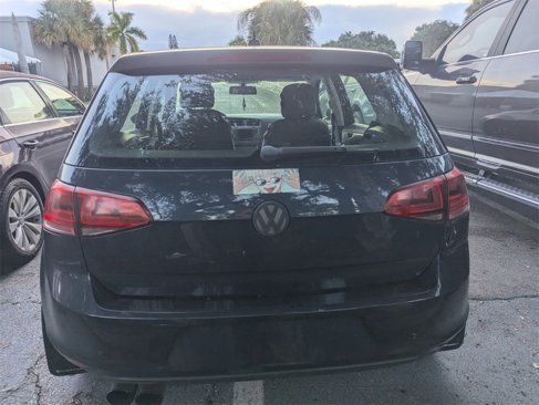 Used 2016 Volkswagen Golf SE image 11
