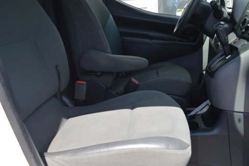 Used 2015 Nissan NV200 S w/ Back Door Glass Package image 16