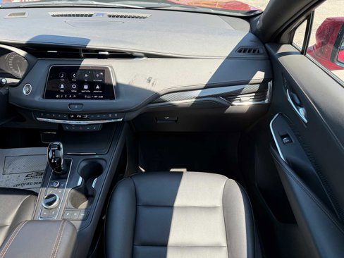 Used 2023 Cadillac XT4 Sport image 41