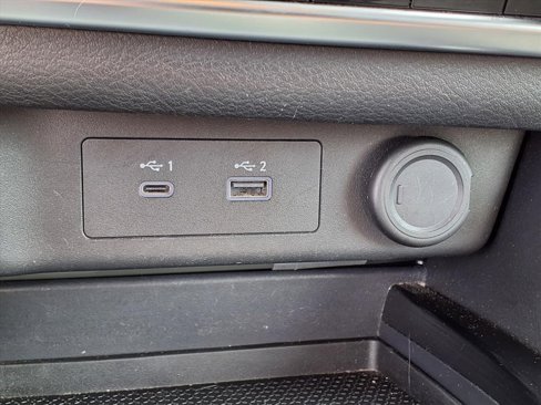 Used 2023 Nissan Rogue SV image 13