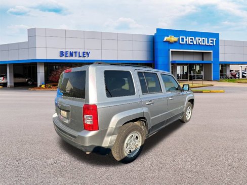 Used 2016 Jeep Patriot Sport w/ Power Value Group image 5