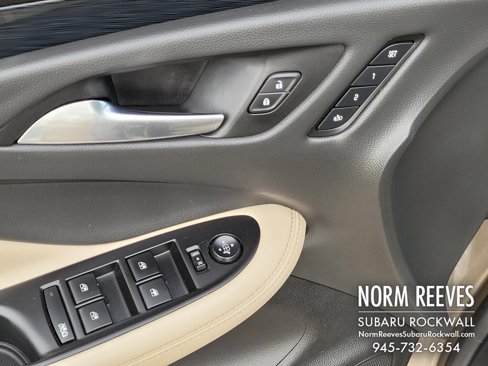 Used 2018 Buick Envision Essence image 27