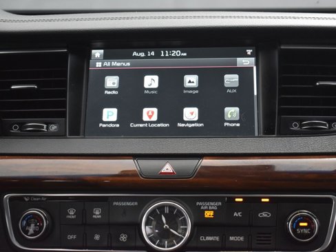 Used 2018 Kia Cadenza Technology image 10