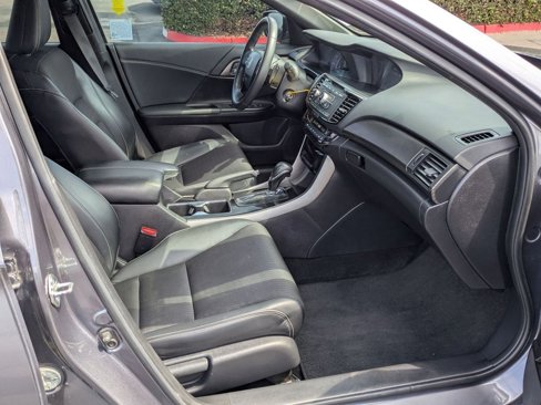 Certified 2017 Honda Accord Sport image 20