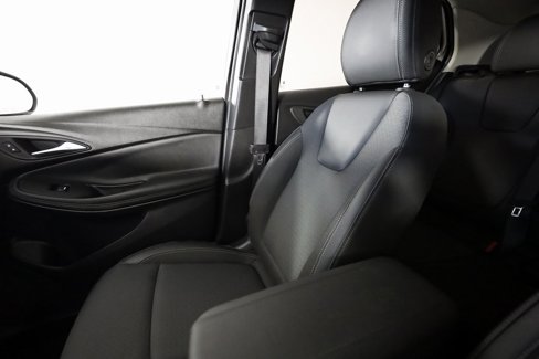 Used 2022 Buick Encore GX Select w/ Sport Touring Package image 31