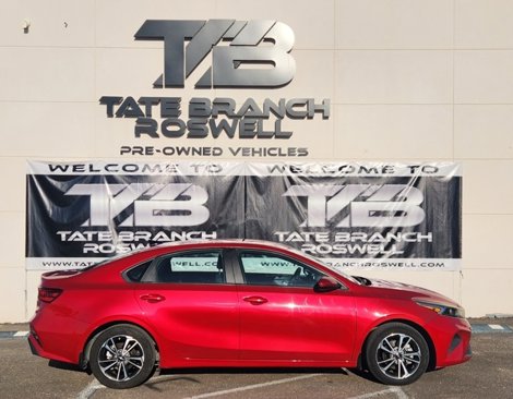 Used 2023 Kia Forte LXS image 2