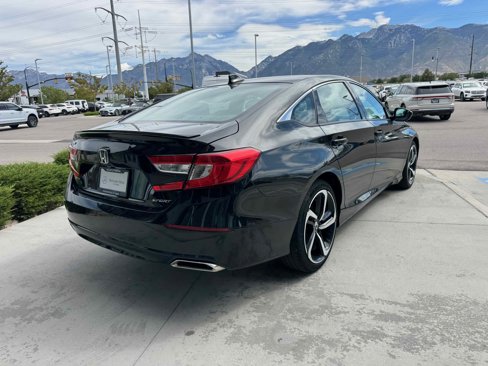 Used 2019 Honda Accord Sport image 7