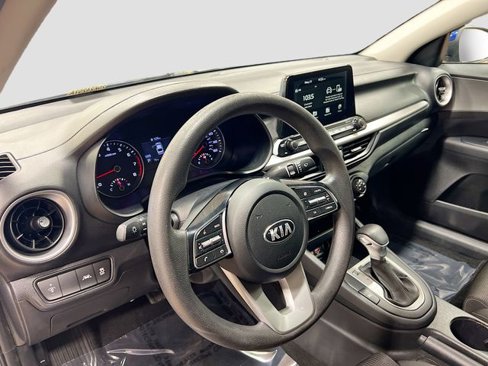 Certified 2021 Kia Forte LXS image 9
