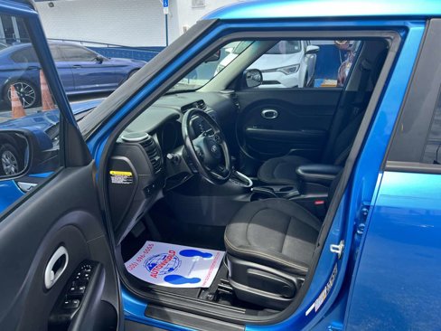 Used 2016 Kia Soul + w/ Designer's Package image 10