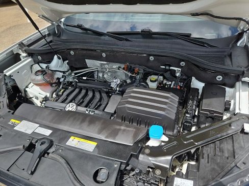 Used 2023 Volkswagen Atlas Cross Sport SEL R-Line image 28
