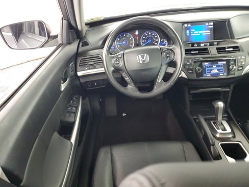 Used 2015 Honda Crosstour EX-L image 14
