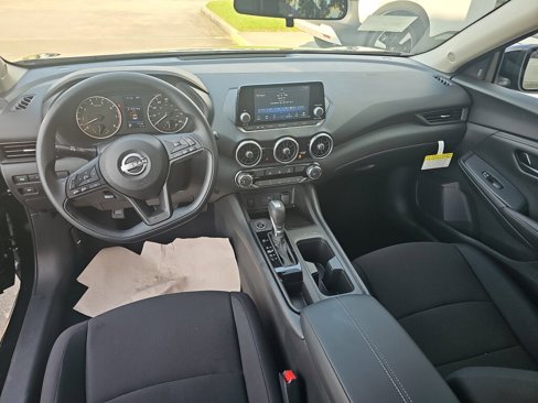 New 2025 Nissan Sentra S image 4