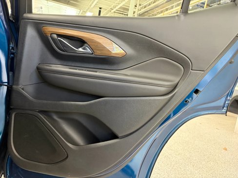 Used 2020 GMC Terrain SLE w/ LPO, Floor Liner Package image 27