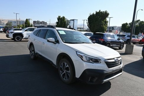 Used 2020 Subaru Outback Limited image 1