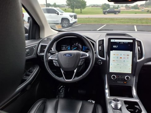 Used 2022 Ford Edge Titanium w/ Equipment Group 301A image 11