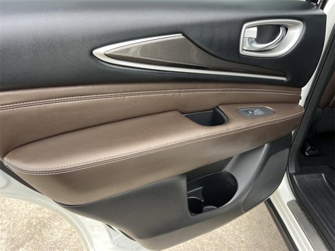 Used 2020 INFINITI QX60 Luxe w/ Essential Package image 18