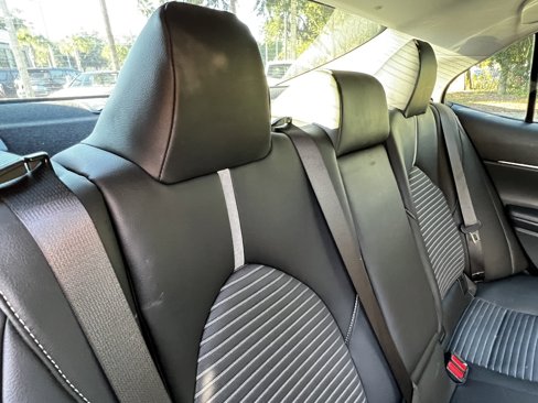 Used 2018 Toyota Camry SE image 42