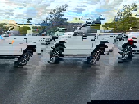 Used 2012 Ford F150 XLT w/ XLT Chrome Pkg image 2