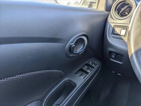 Used 2017 Nissan Versa SV image 10