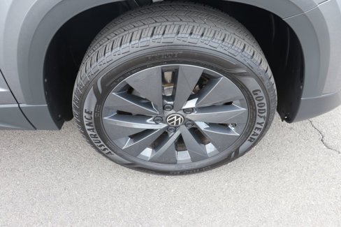 Used 2024 Volkswagen Taos S image 23