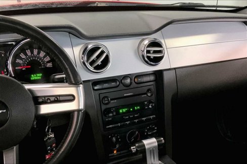 Used 2006 Ford Mustang GT image 12