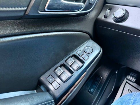 Used 2017 Chevrolet Tahoe LT image 22